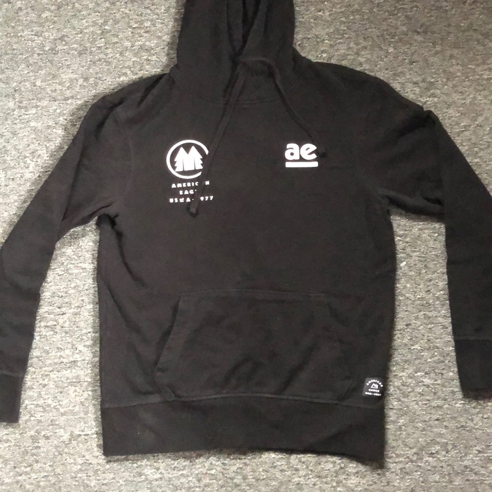 Black men’s american eagle hoodie